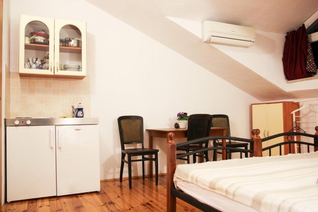Apartments By The Sea Makarska - 15200 Zewnętrze zdjęcie